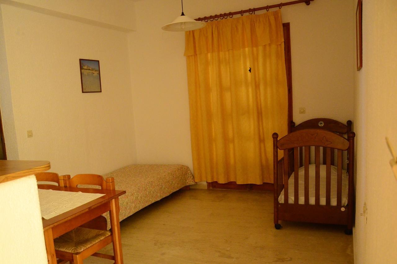 Alex Home Apartments Hersonissos  Ngoại thất bức ảnh